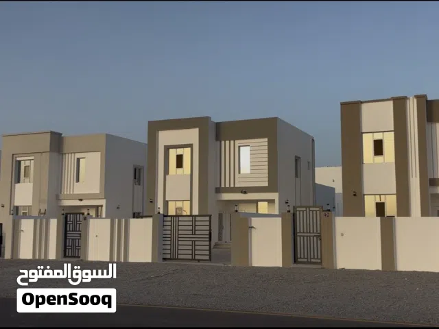 أرخص فلل جاهزة للبيع في بركاء – مواقع مميزة الهرم والصومحان وأسعار لن تتكرر. اقرأ الوصف