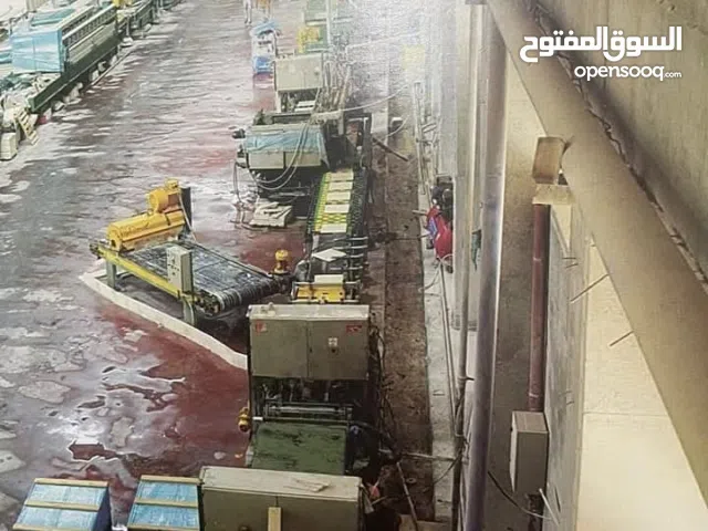 فرصة استثمارية لأصحاب المصانع أو المشاريع الضخمه للايجار .  ومكاتب 3 طوابق ومساحات ضخمة حول المصنع