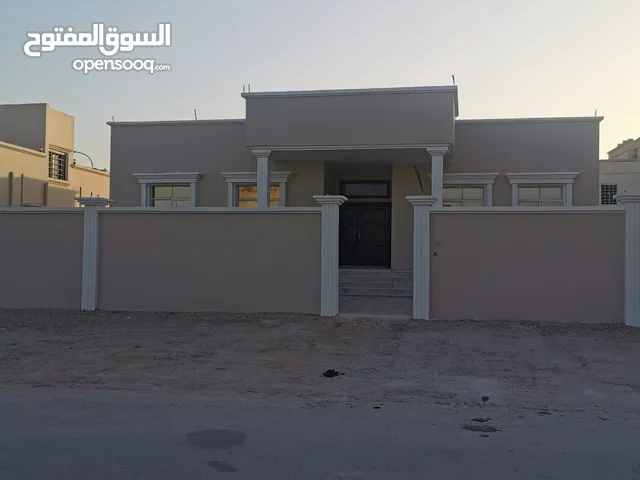 310 m2 3 Bedrooms Townhouse for Sale in Dhofar Salala
