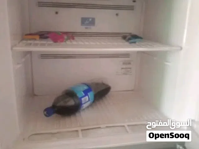 ثلاجه للبيع  شغاله ميه ميه هي صورها موجوده بعين الباشا