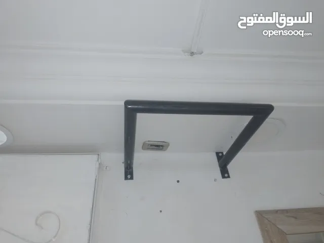صنع و تركيب و صيانة جميع لوازم الحدادة و اللحام