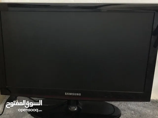 شاشة سامسونج فل اتش دي نظيفة جدا