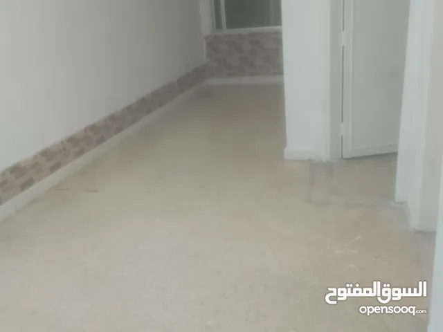 شقة صغيرة للإيجار