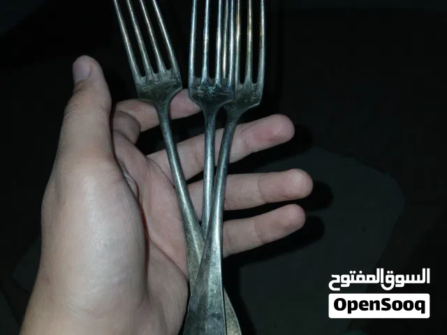 شوك نحاس احمر انتيكا لن تستعمل جديد 3منهم بميتين الف