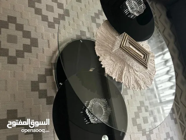 طاولة نص فاخرة بسعر مميز