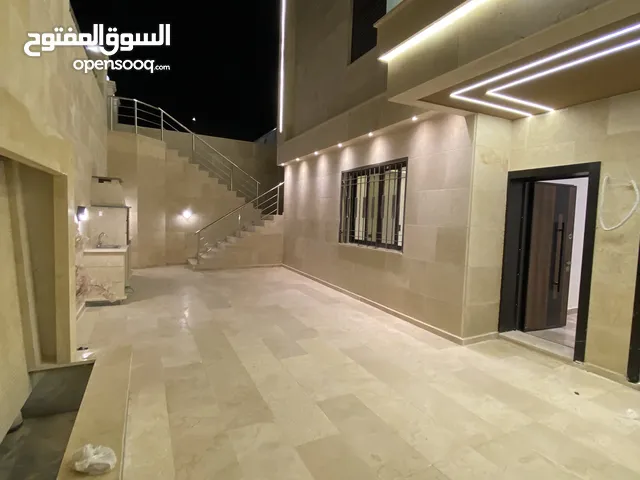 شقة فاخرة 220 متر مع حديقة وكراج خاص وبرندة مطلة على جبال فلسطين في اجمل مواقع مرج الحمام
