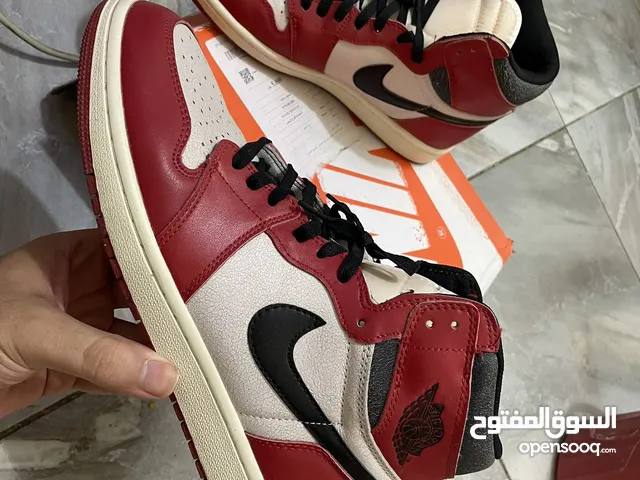 45 Sport Shoes in Basra