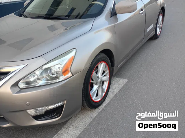 2013 نيسان التيما SL