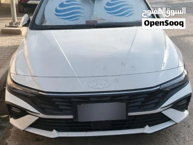 2024 هيونداي النترا Standard
