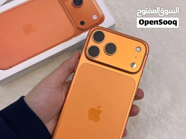اللي يبي يستخدم ايفون 17 برو ماكس شبه جديد مستخدم فتره بسيطه الوصف مهم