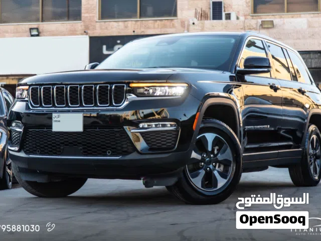 2023 جيب جراند شيروكى Limited