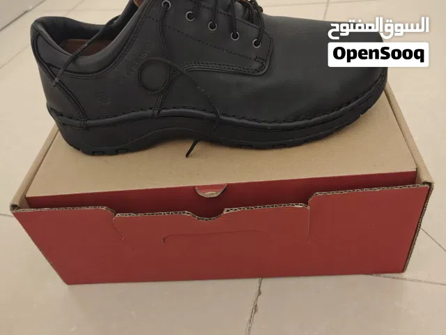 حذاء سلامه مكتبي ماركة ريد وينج للبيع  office safety shoes RED WING