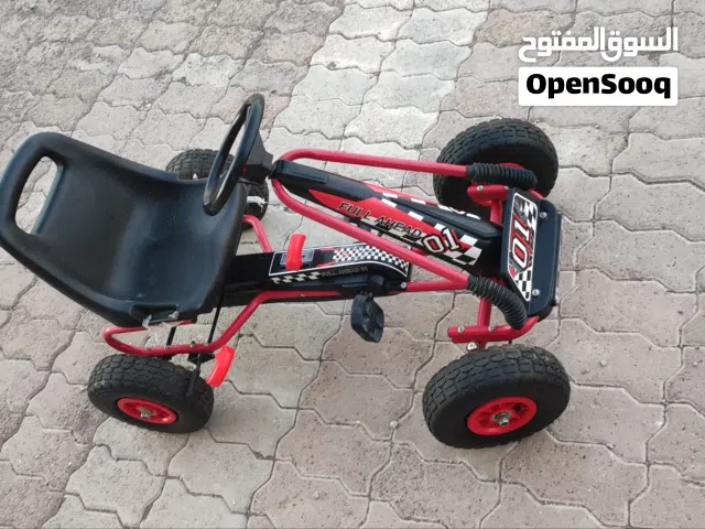 عربة اطفال من شركة جينيور اصليه