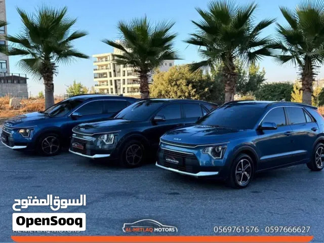 2022 كيا نيرو Standard