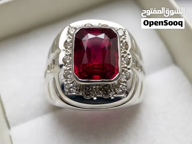 خاتم ياقوت مرصع بالالماس