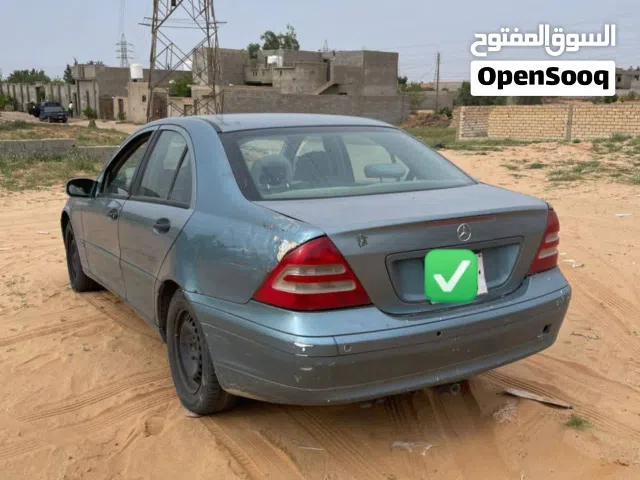 السلام عليكم مرسيدس كاكويه محرك كمبريسر 111.20 c200 كمبيو أتوماتك م عيوبها بومبة دراولك وتكييف يبي غ