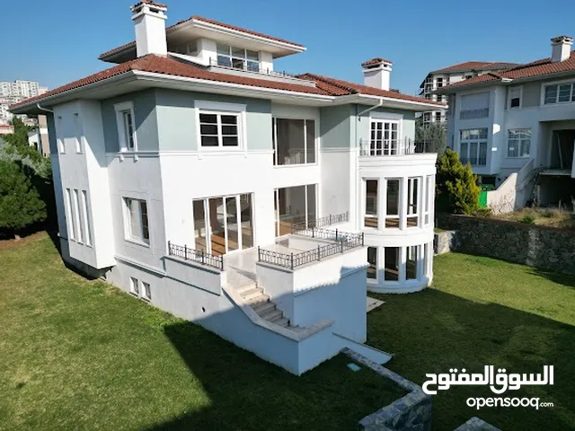 459m2 More than 6 bedrooms Villa for Sale in Istanbul Beylikdüzü