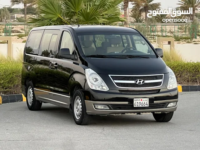 HYUNDAI H1 BUS MODEL 2014 AUTOMATIC FOR SALE