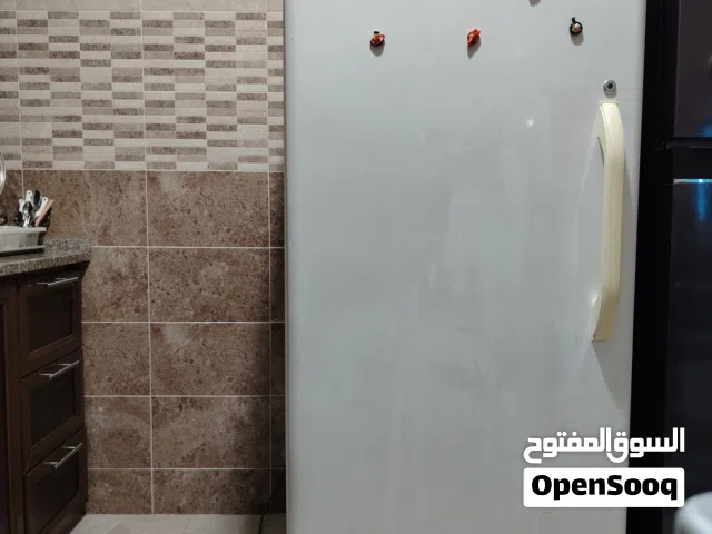 فريزر عمودي National Electric نوفروست "لقطة" - بحالة الوكالة ومتانة زمان  يرجى قراءة الوصف في الاسفل