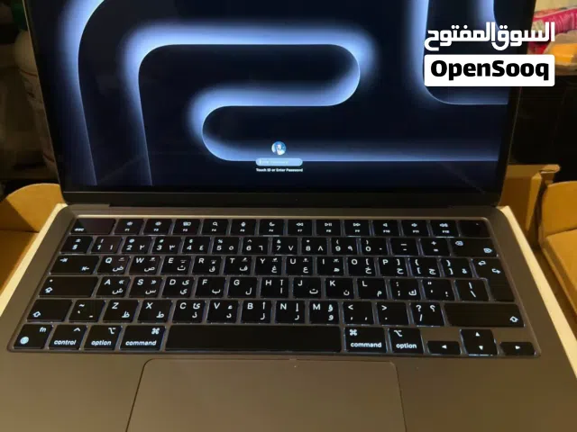 Black Macbook Air M3 2024 8GB RAM 256GB SSD (إقرأ الوصف ) !Negotiable but a reasonable price!