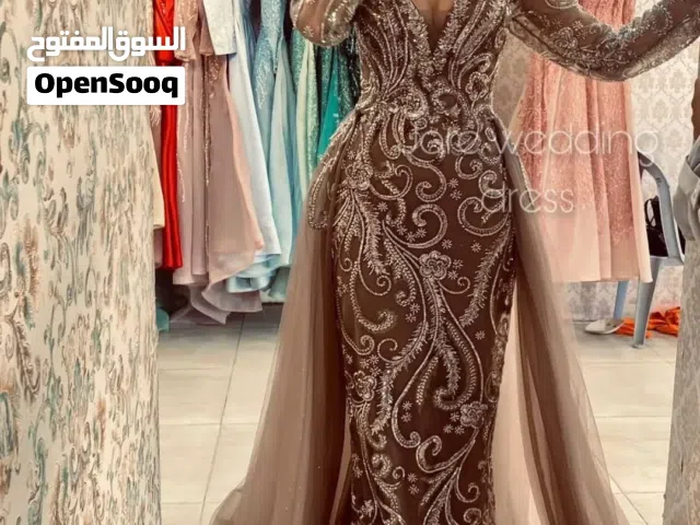 فستان سهرة ومناسبات بسعر مغري