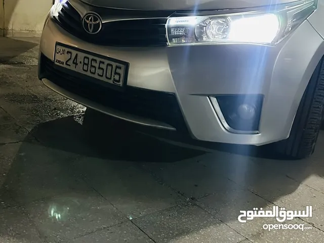 تويوتا كورولا وكالة و فحص ممشى 120 الف كيلو