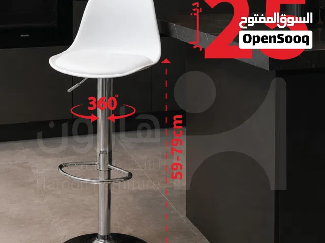 كرسي ستول stool اكريليك بمقعد مبطن ومريح عند الجلوس مثالي للمطابخ الحديثة