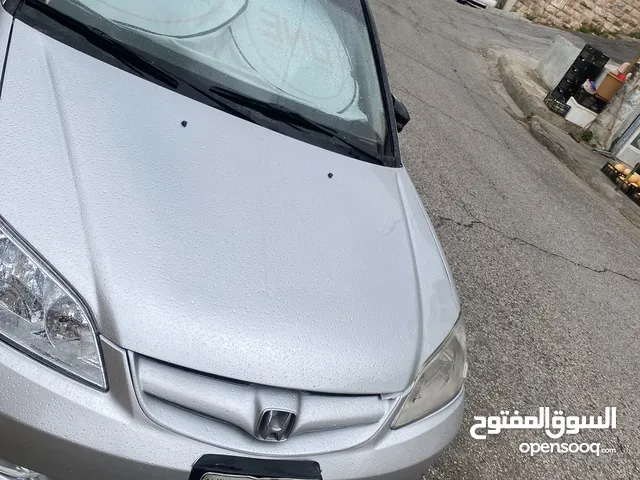 هوندا سيفيك 2005  محرك 1700v  الفحص مرفق  بسعر حرق