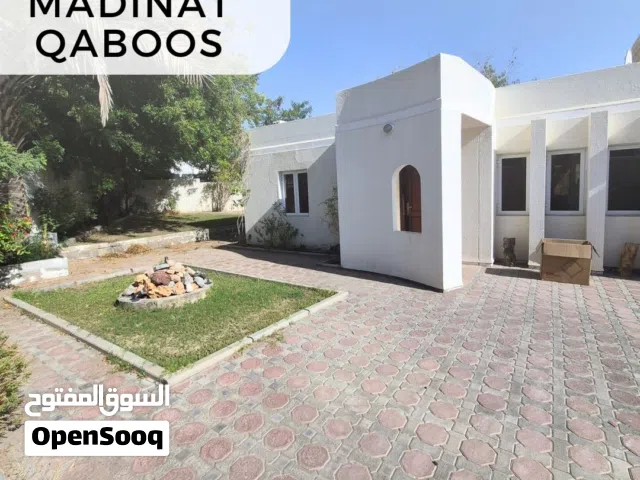 MADINAT QABOOS  BEAUTIFUL 3+2BR TRADITIONAL VILLA WITH SPACIOUS BACKYARD