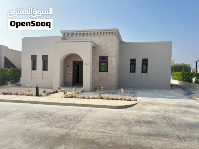 فيلا فاخرة بغرفتين للبيع في هوانا صلالة – إطلالة مميزة