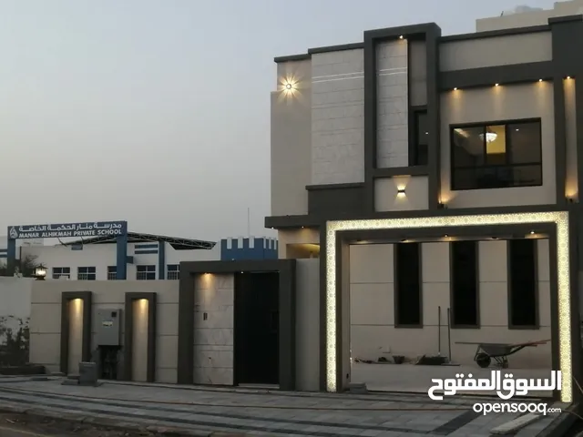 320 m2 5 Bedrooms Villa for Sale in Muscat Al Maabilah