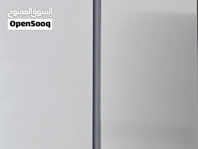 آيباد 9 10.2 إنش مستعمل بحالة ممتازة مع الكرتونة والشاحن - سعة 64 جيجابايت. قابل للتفاوض بالمعقول