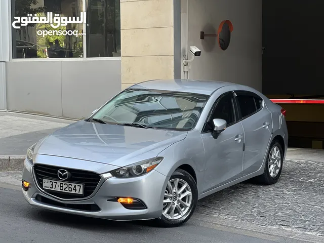 مازدا زووم 3 2018 7 جيد ولا ملاحظه فل كامل عدا الفتحه