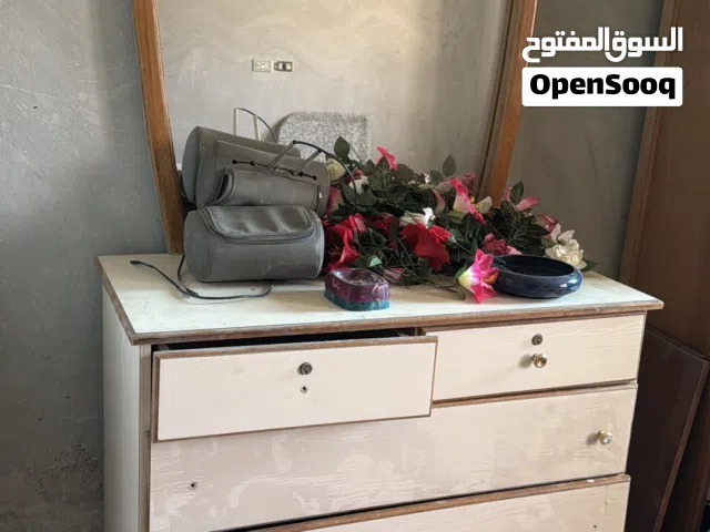 للبيع تواليت مستعمل
