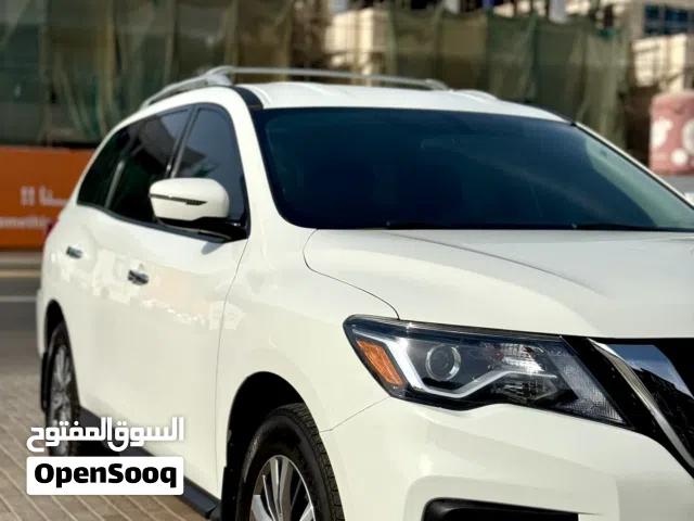 Used Nissan Pathfinder in Muscat