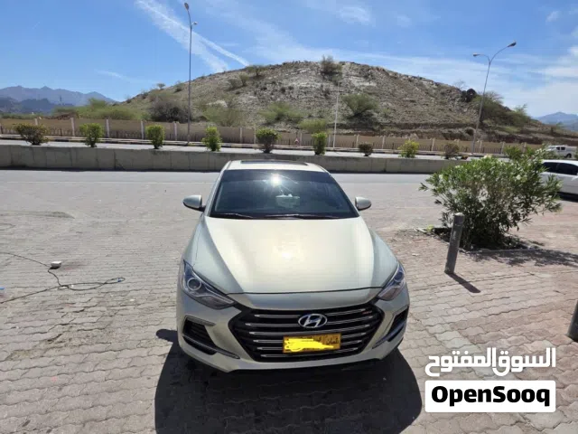 2018 هيونداي النترا Sport