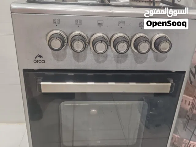 الفرن غاز اربع عيون