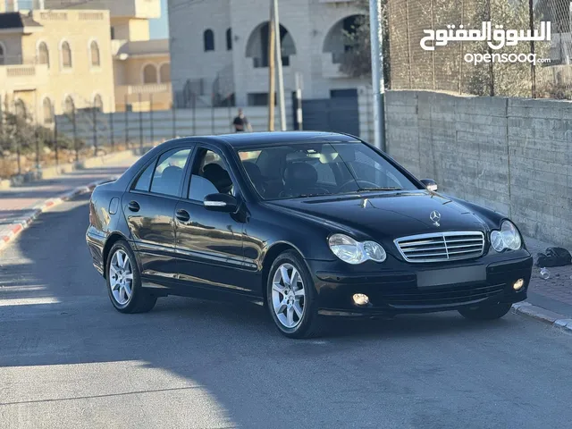 مرسيدس C180