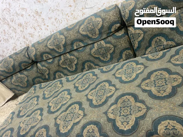 ديوان البيع اربع منادر وتكيات  ومساند اربعه