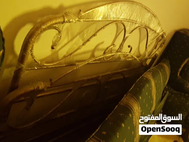 سرير نحاس جديد بتغليفه لم يستعمل