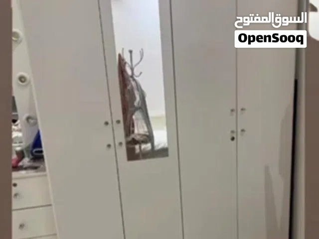 بيع  أثاث  مستعمل