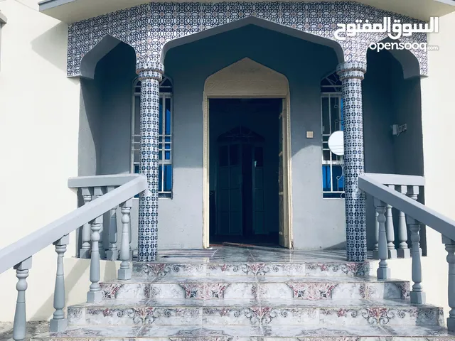 164 m2 More than 6 bedrooms Apartments for Rent in Al Dakhiliya Nizwa