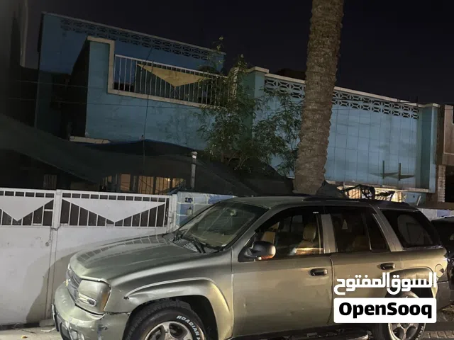 دار للبيع 216 م ويباع  تقطيع في الغدير 702