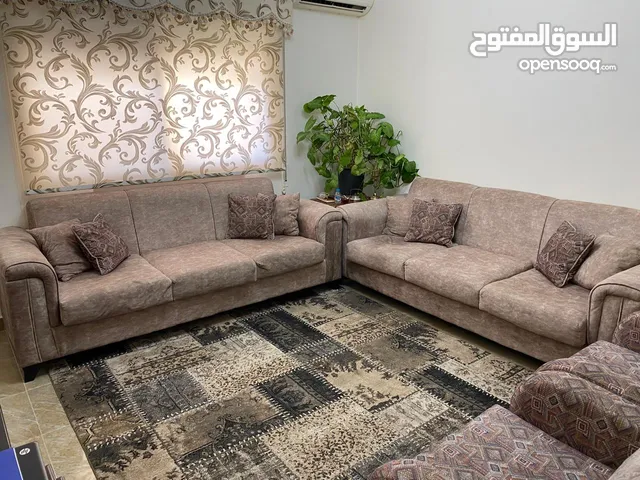 طقم جلوس 8 مقاعد