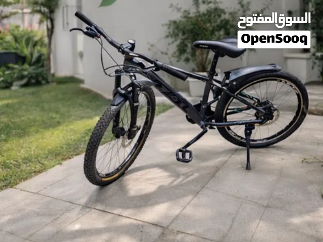 بايسكل جبلي ايزيل حجم 26 للبيع بحالة ممتازه Ezel mountain bike, size 26, for sale