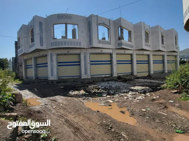 250 m2 Studio Townhouse for Sale in Ibb Dhihar