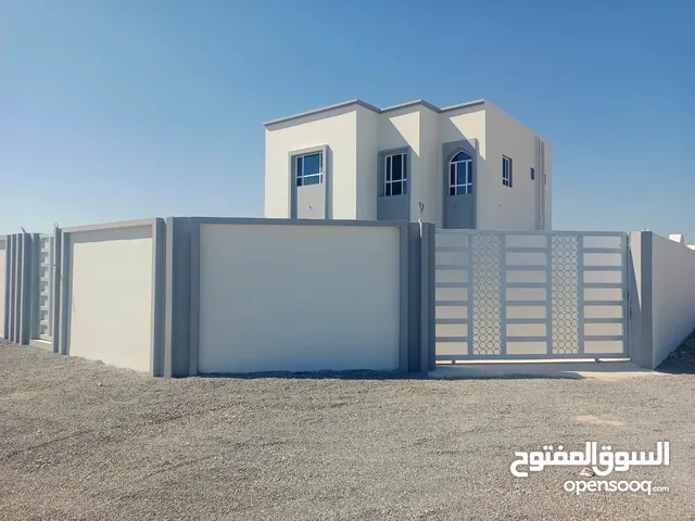 227m2 4 Bedrooms Townhouse for Sale in Al Batinah Al Masnaah