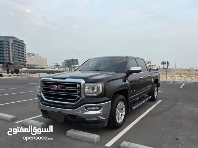 Used GMC Sierra in Muharraq