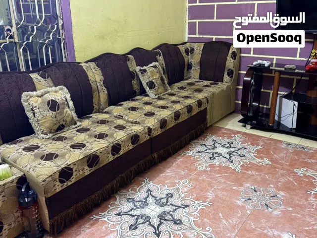 قنفات 10 قطع 20 مقعد بحالة جيدة