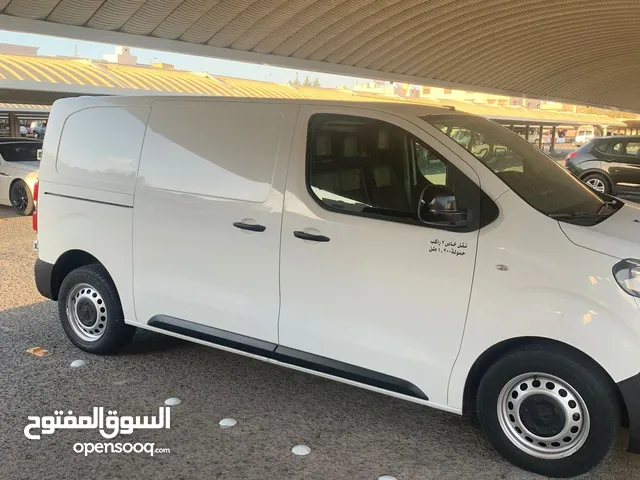 New Peugeot Expert in Kuwait City